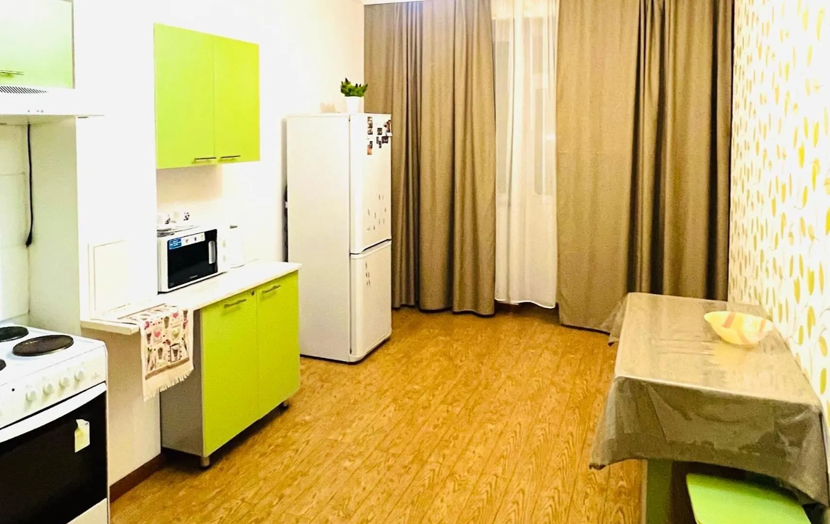 Apartment 57 Теплые И Уютные Апартаменты Возле Байтерека С 2 Большими Кроватями И С 2 Диванами С Изолированными Комнатами Nur-Sultan