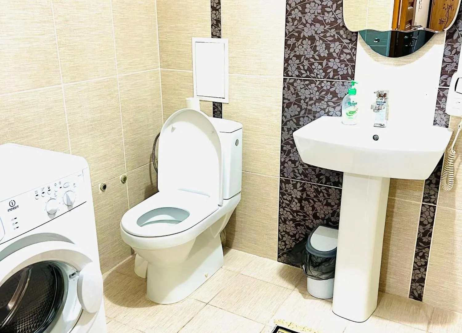 Apartment 57 Теплые И Уютные Апартаменты Возле Байтерека С 2 Большими Кроватями И С 2 Диванами С Изолированными Комнатами Nur-Sultan